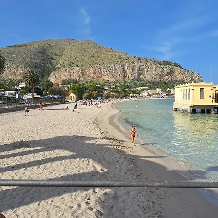 Mondello Sea House * Palermo