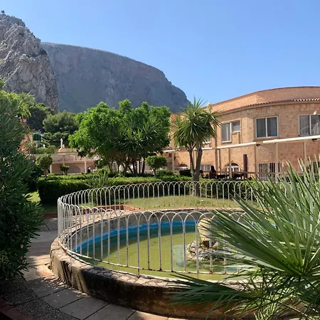 Mondello Sea House Apartment *